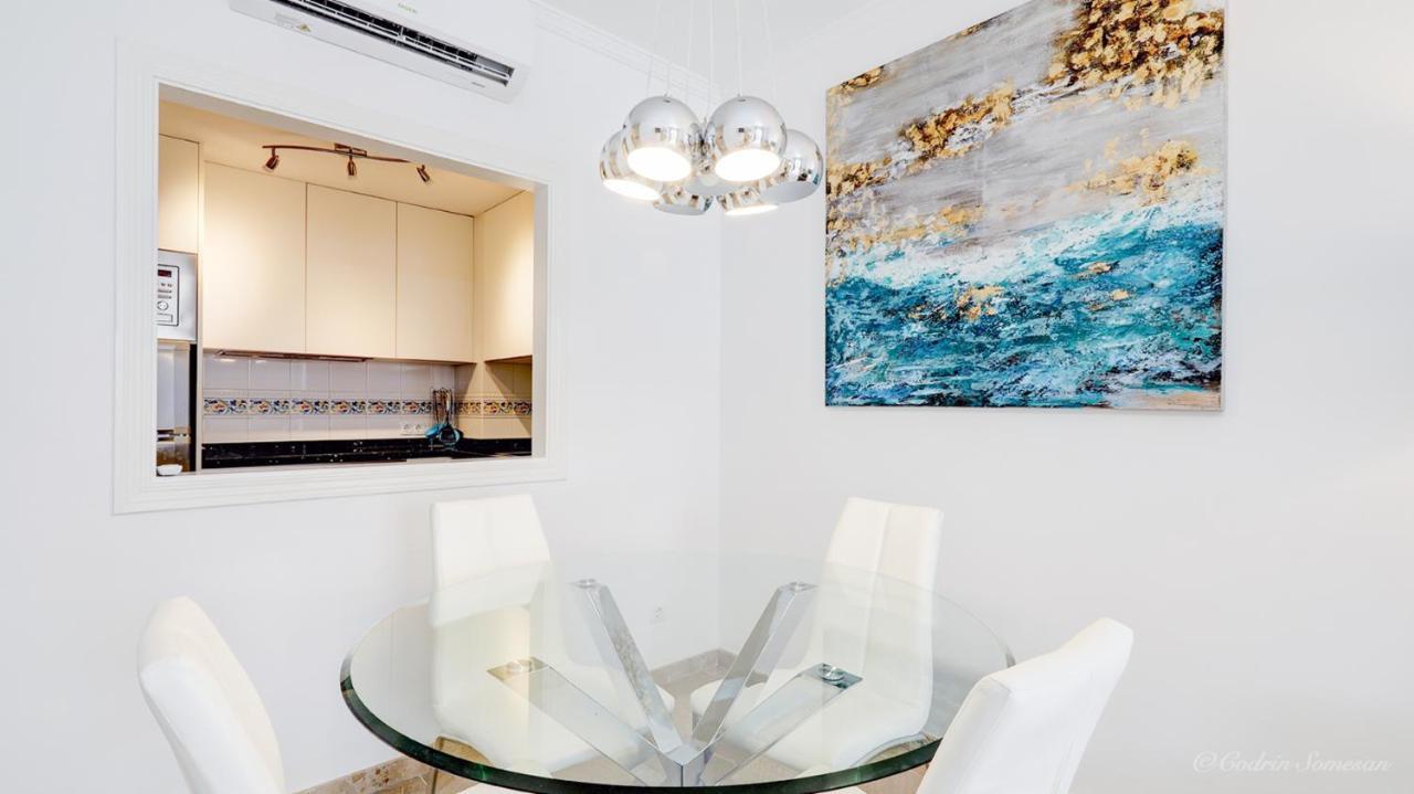 Cozy Apartment Overlooking Estepona'S Marina! Kültér fotó